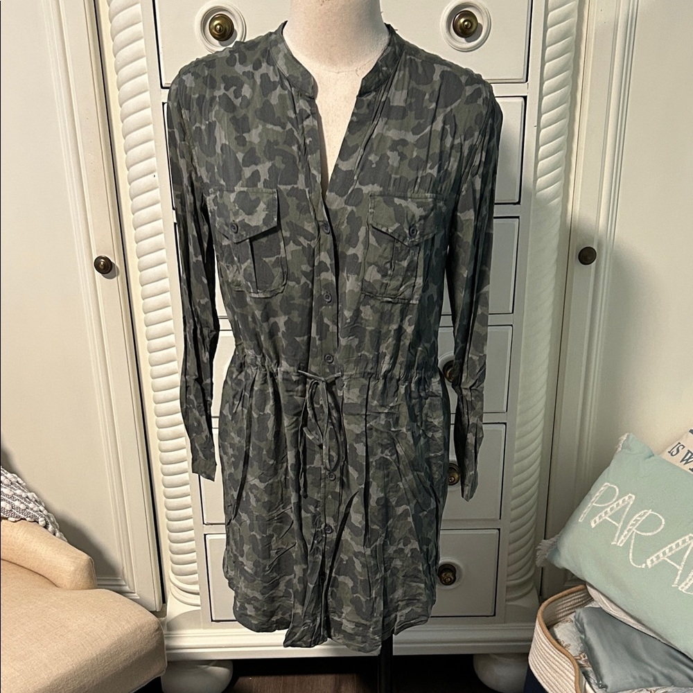 Cloth & Stone Anthropologie Gray Green Camouflage Long Sleeve Dress M